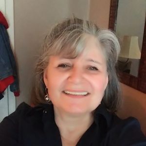 Meet your Posher, Lori